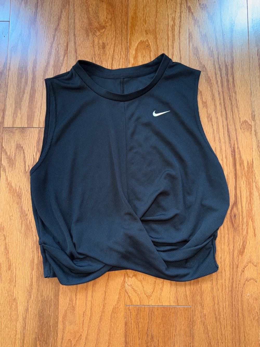 Nike Black Twist-Hem Athletic Tank Top